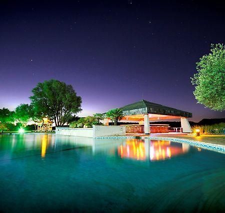 Black Mountain Leisure And Conference Hotel Groothoek Bagian luar foto