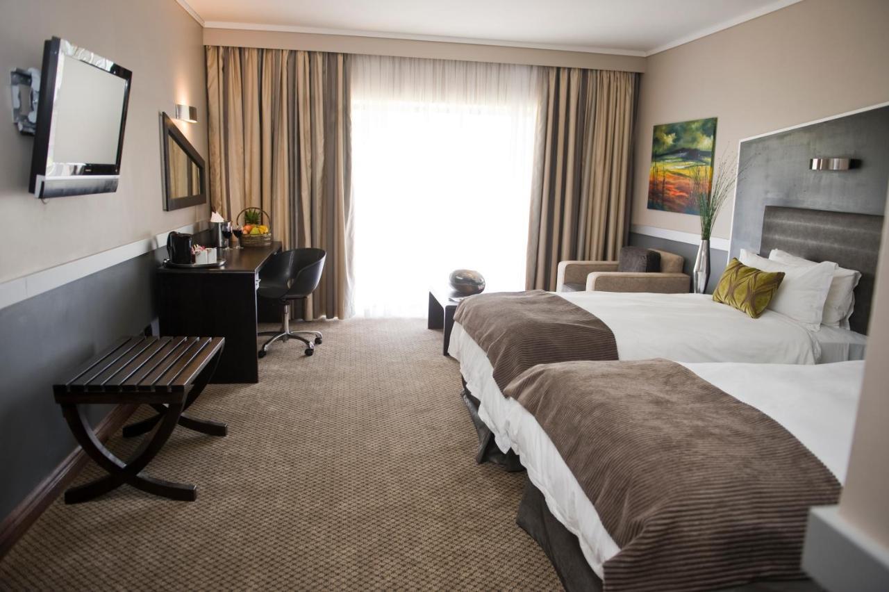 Black Mountain Leisure And Conference Hotel Groothoek Ruang foto